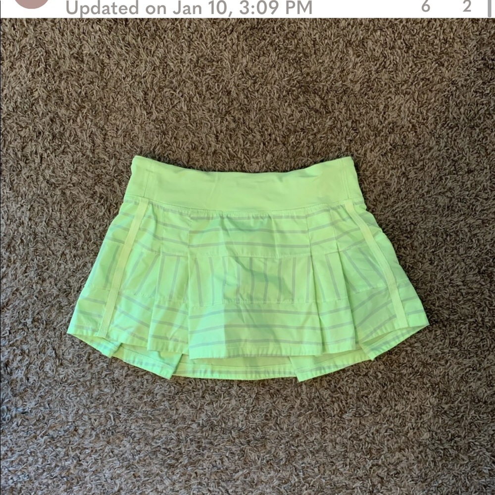 GUC lululemon tennis skirt size 6
